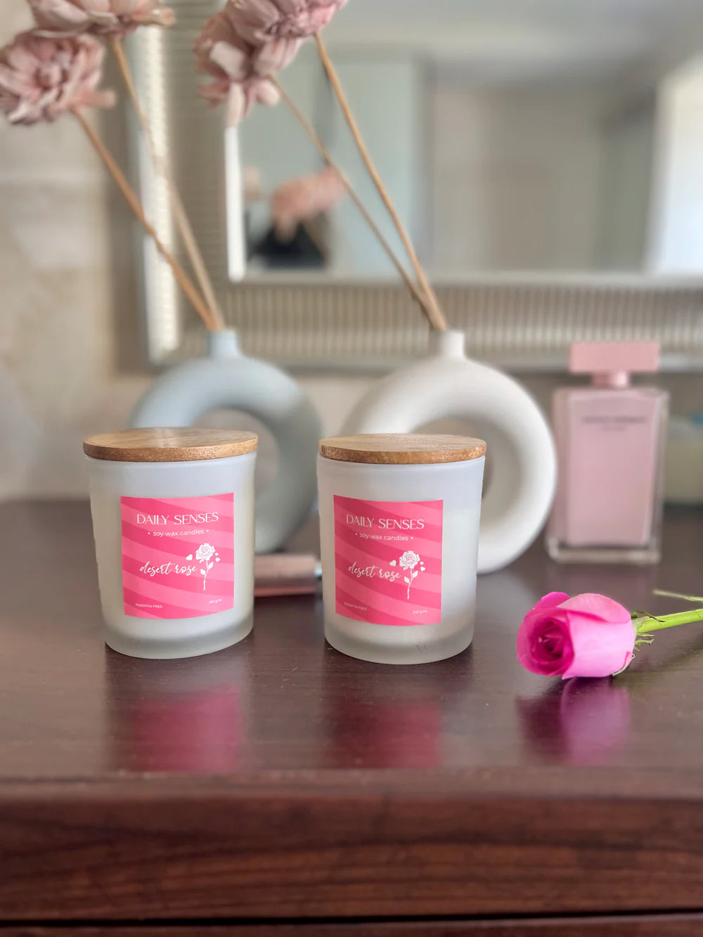 Desert Rose Glow Set – 1 Soy wax Candle + 2 fluffs