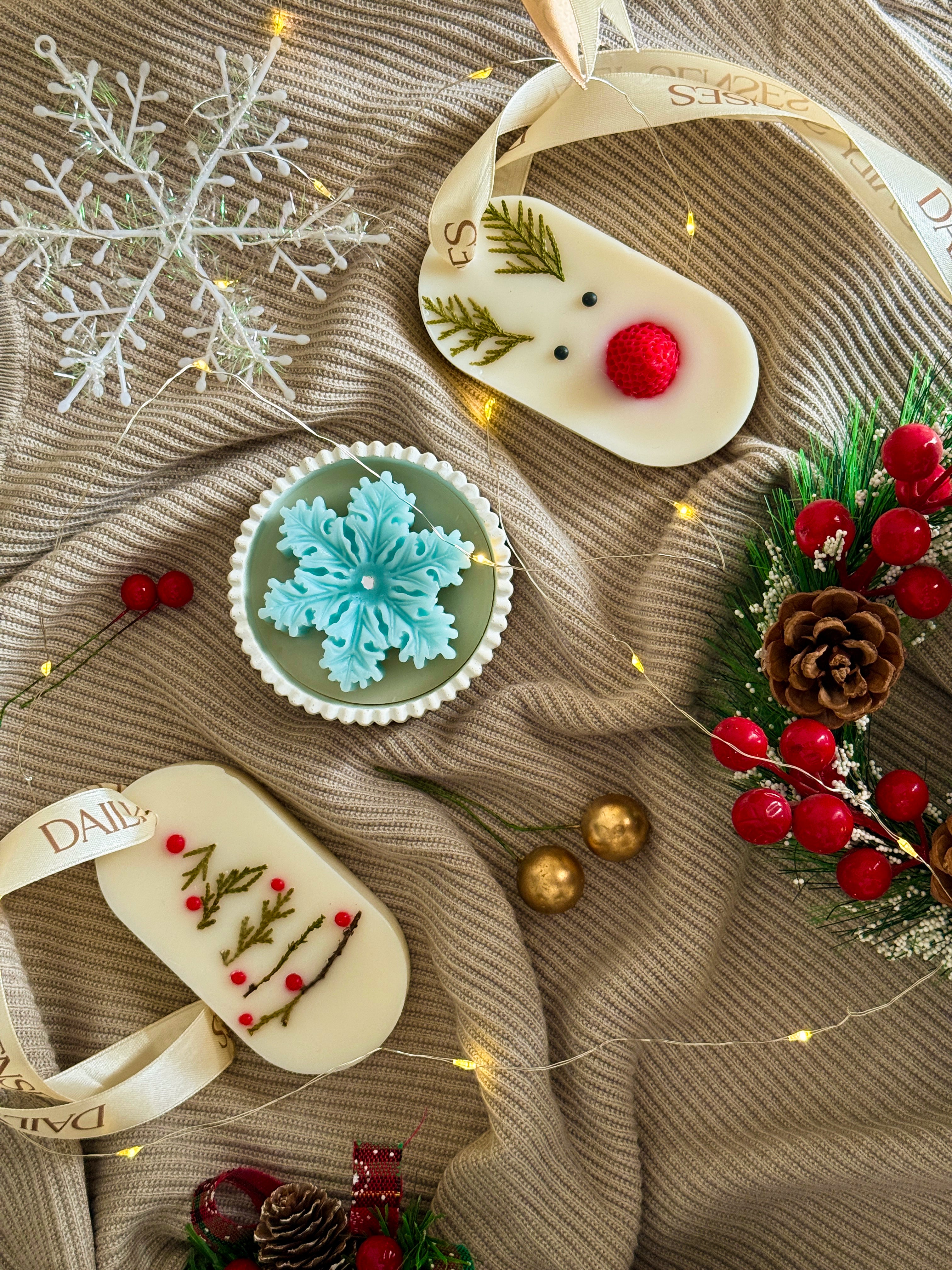 Jingle Trio - Creme Box