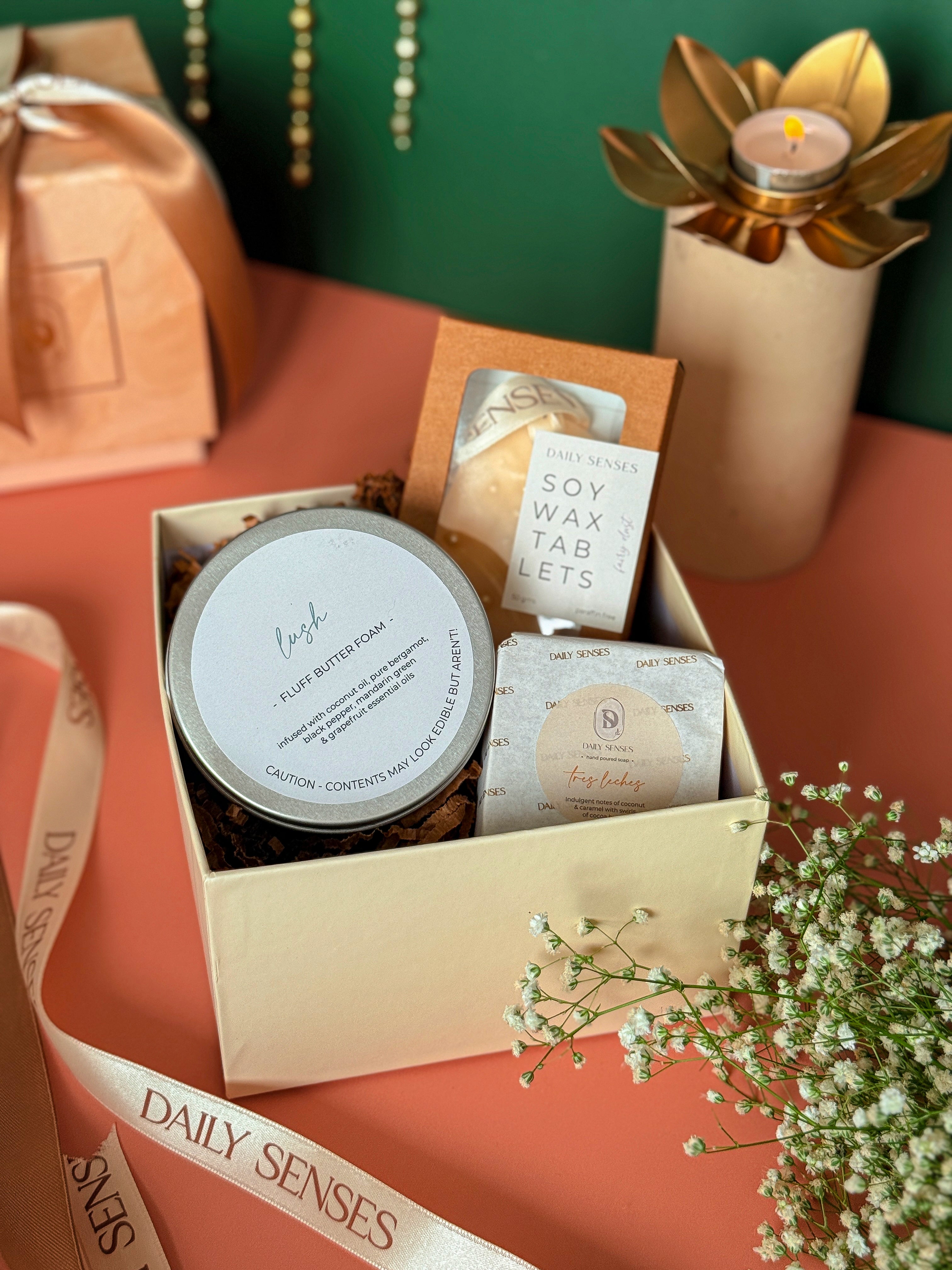 Luna Box - Saffron Or Creme Box